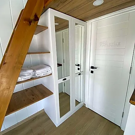 Lavira Tiny House Village 2*